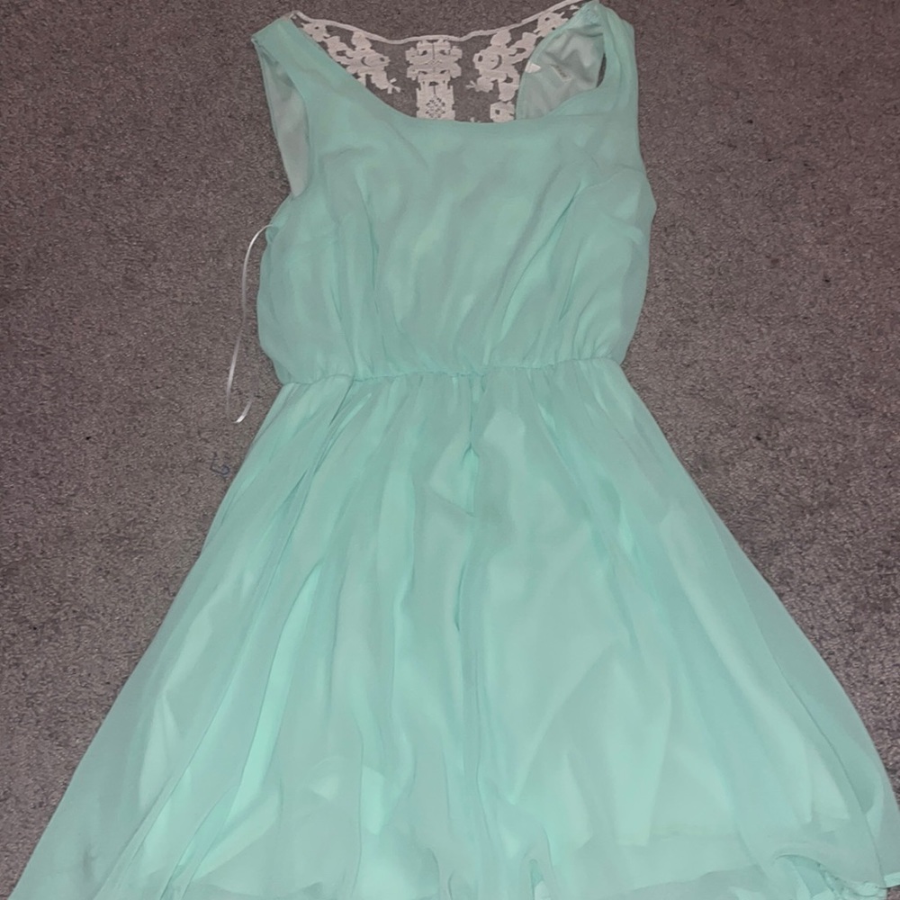 Mint green dress - size small